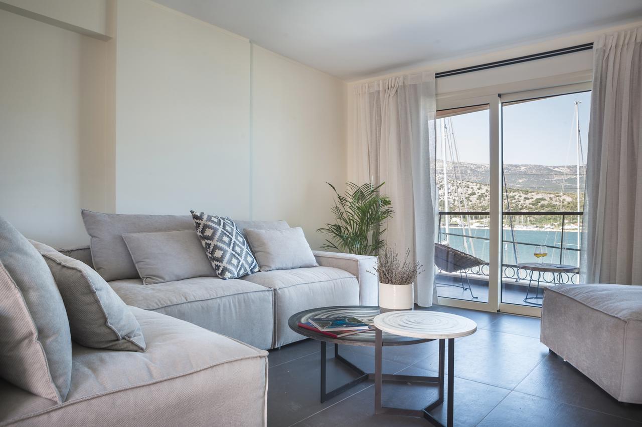 Argostoli Marina Suites Eksteriør billede