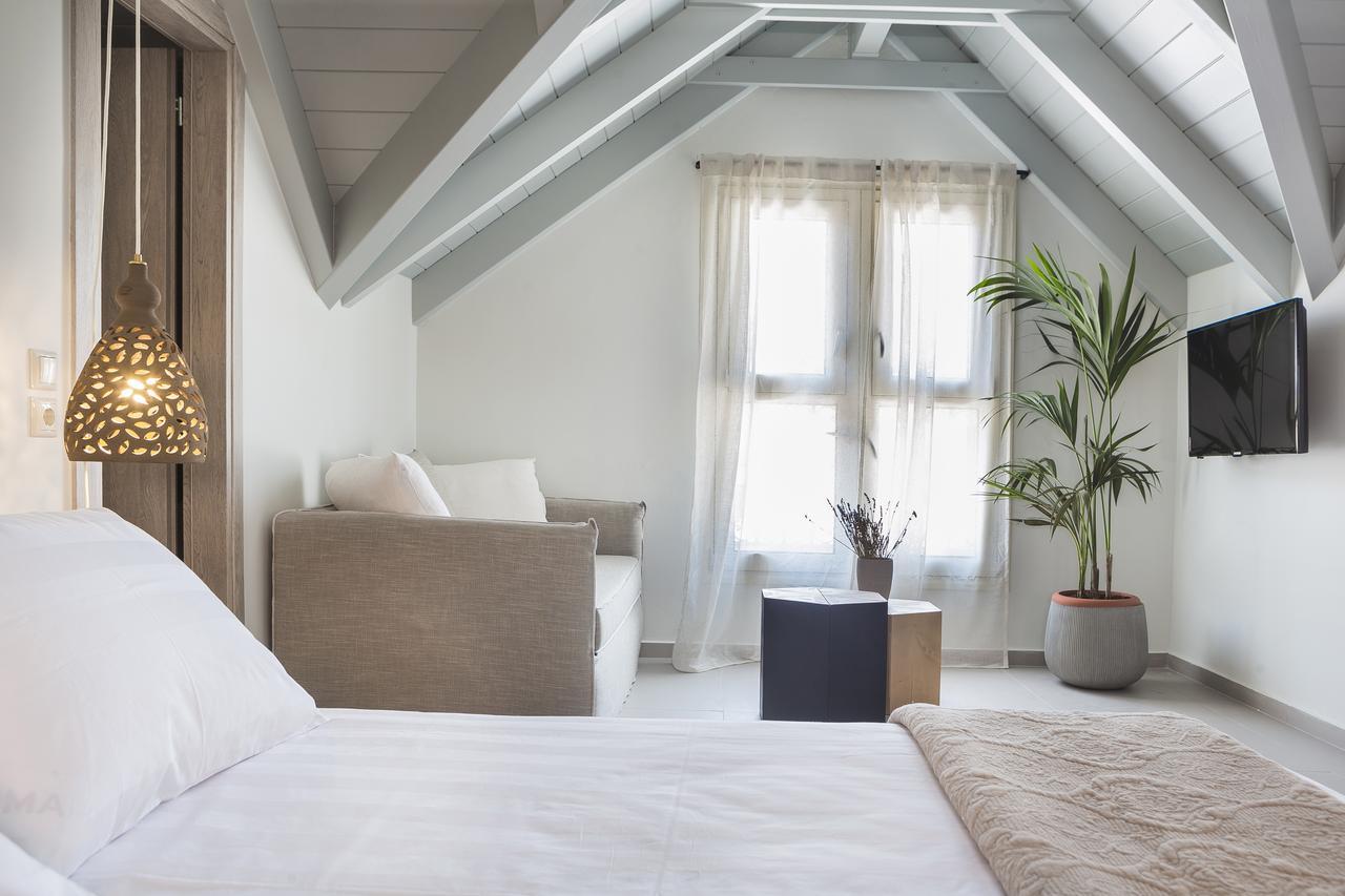 Argostoli Marina Suites Eksteriør billede