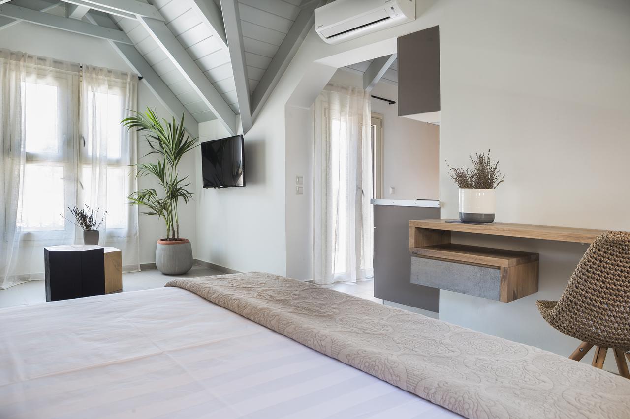 Argostoli Marina Suites Eksteriør billede