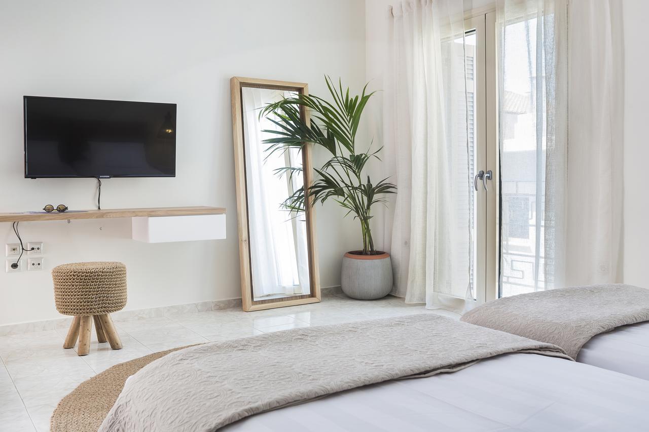 Argostoli Marina Suites Eksteriør billede